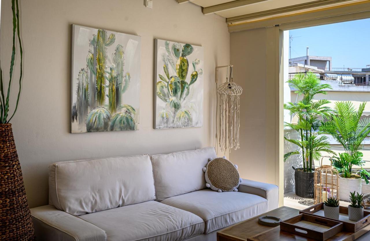 Fiorela'S Casa- A Stylish Loft Apartment In The Heart Of Preveza Bagian luar foto